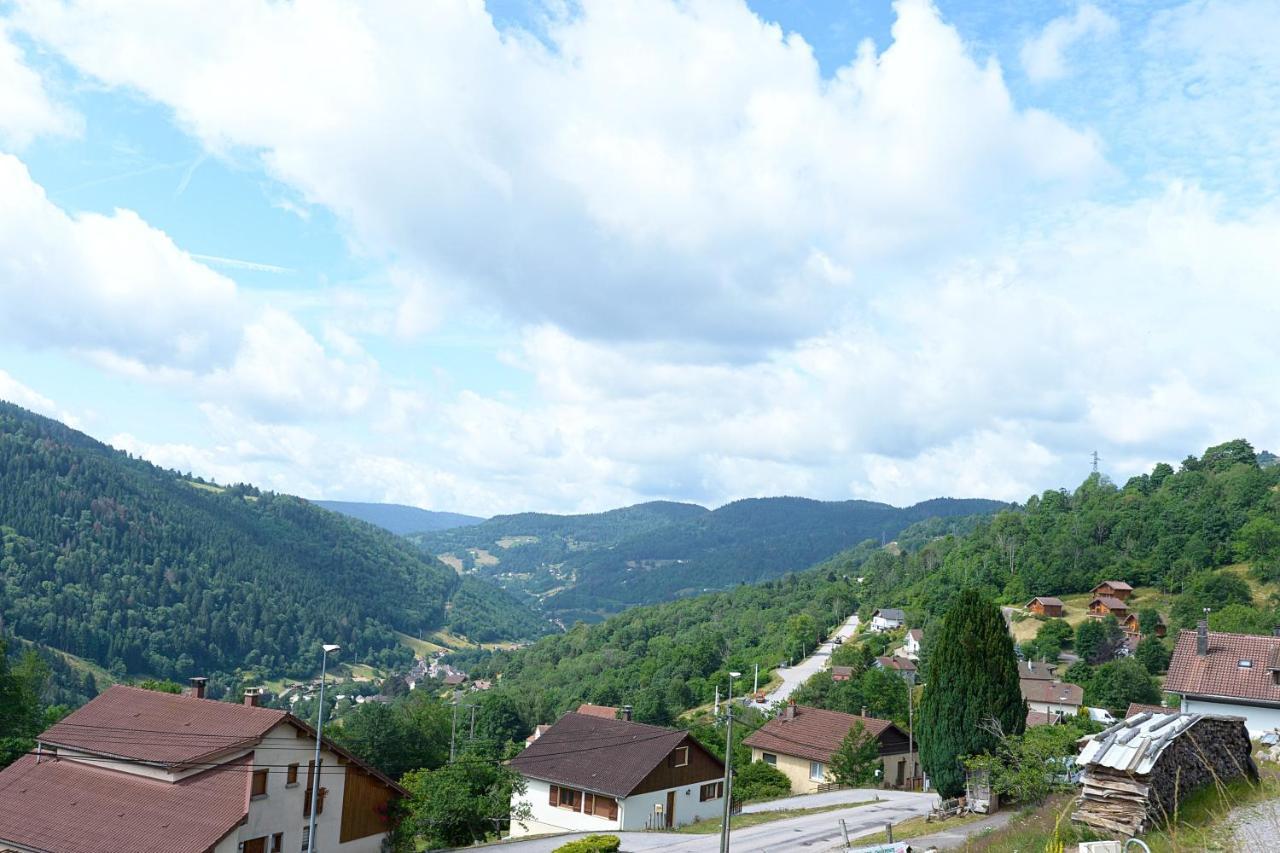 Chalet Melia - Chalet Avec Vue Montagne Villa ลาแบรส ภายนอก รูปภาพ